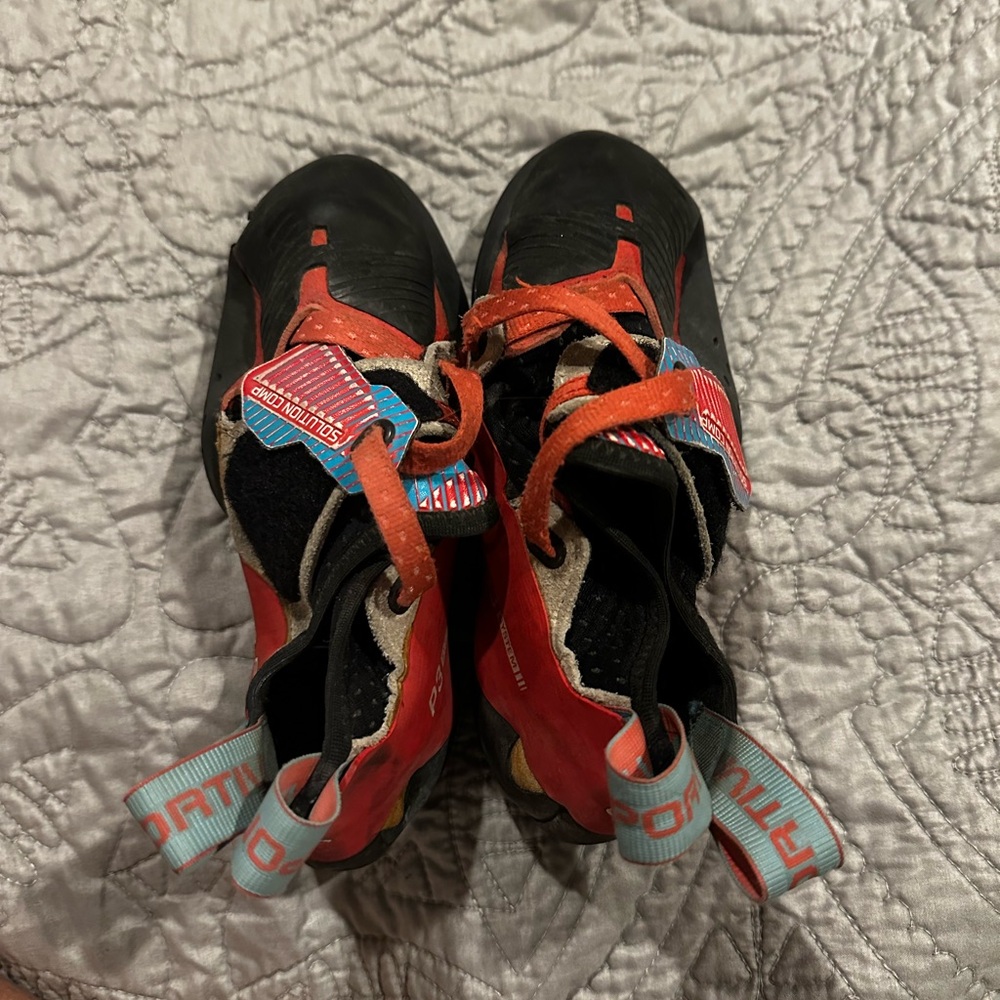 Woman’s La Sportiva Solution Comps